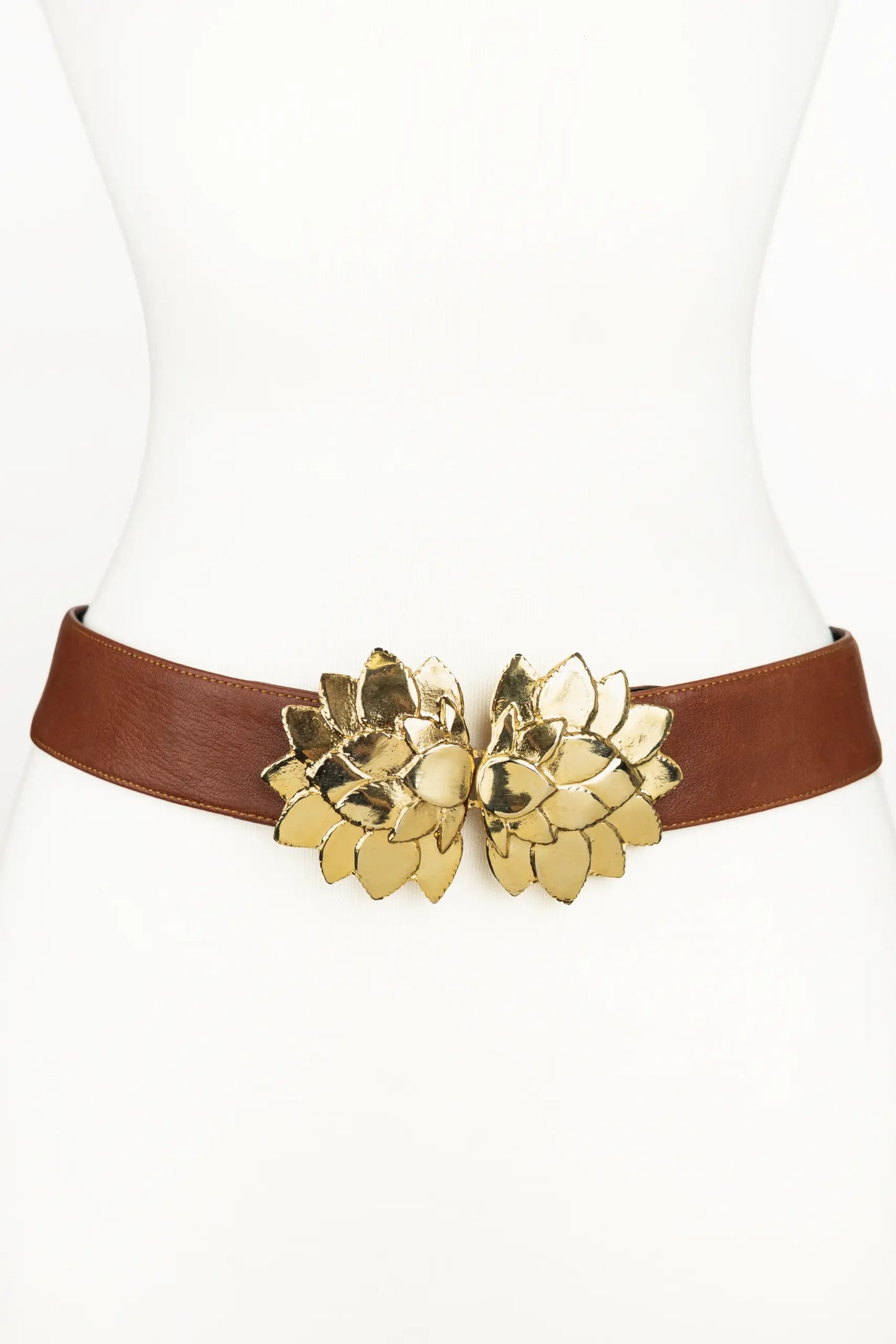 Floral Buckle leather Belt