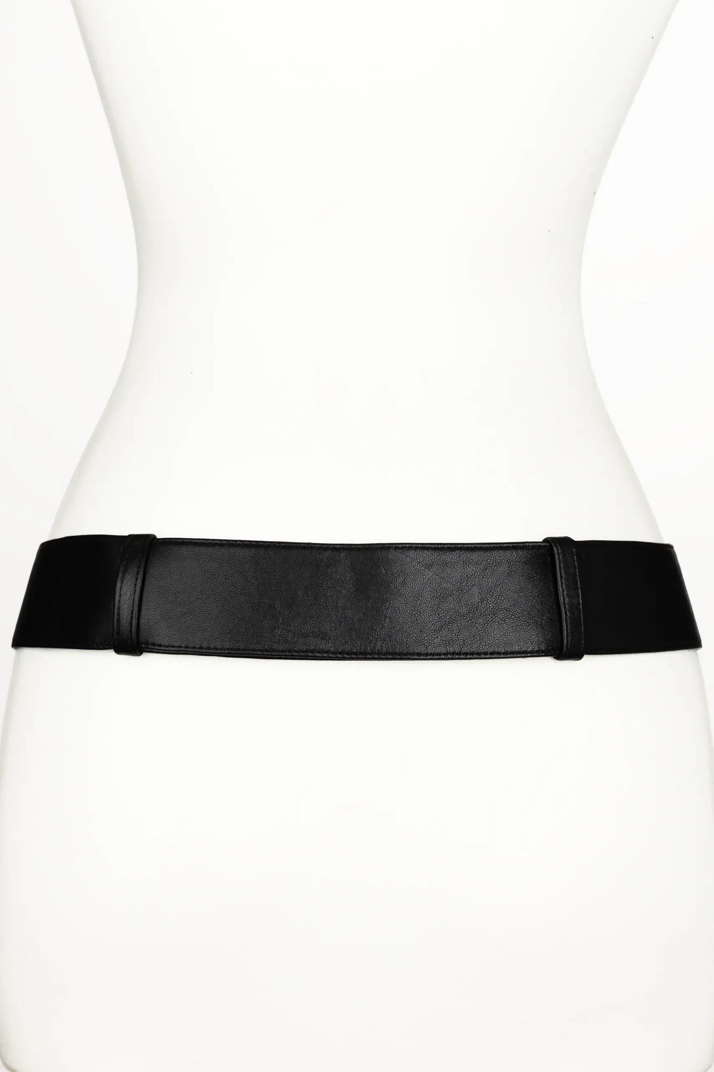 Leathercovered  geometric buckle