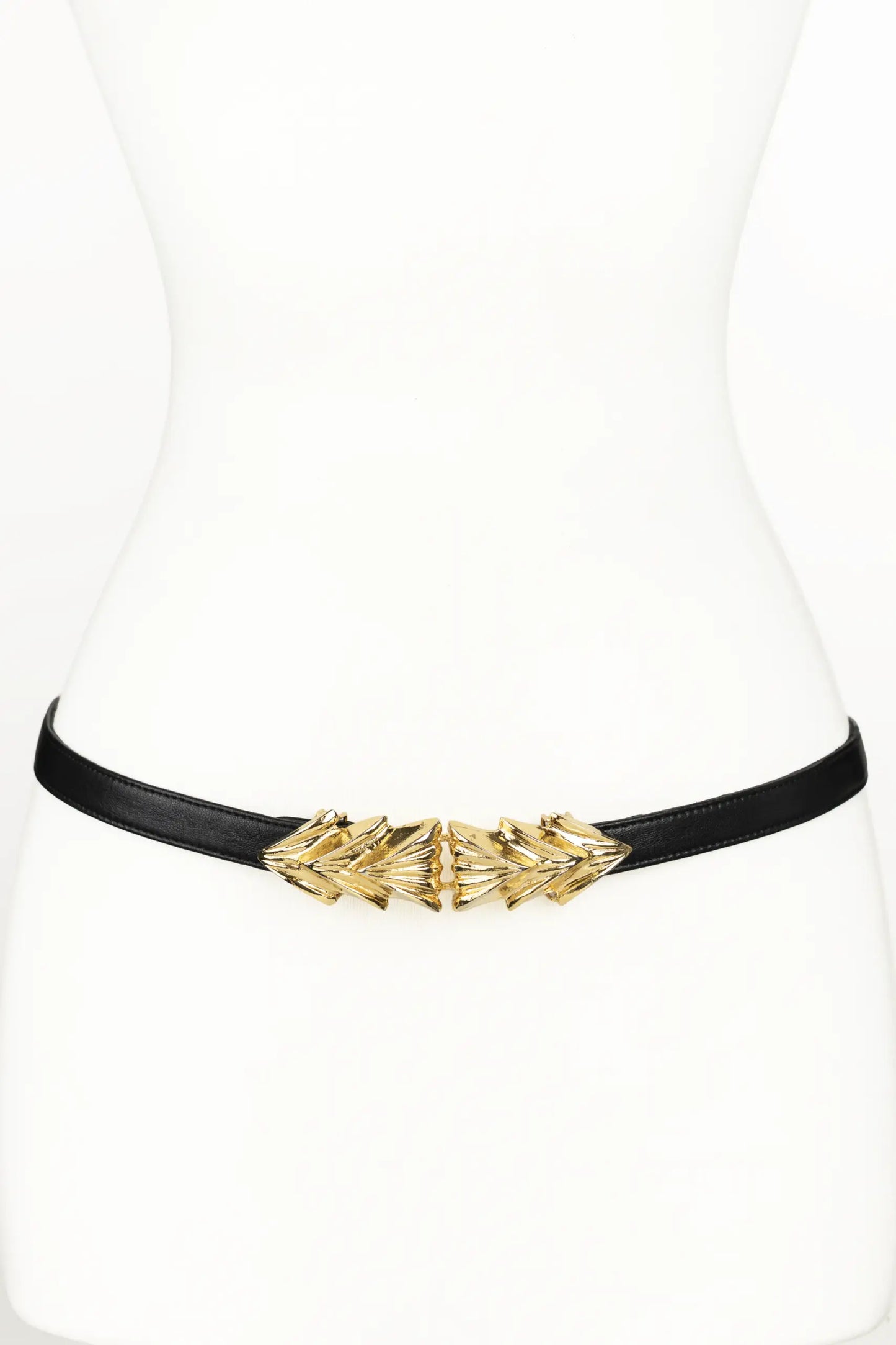 Three Shells Buckle Leather Belt